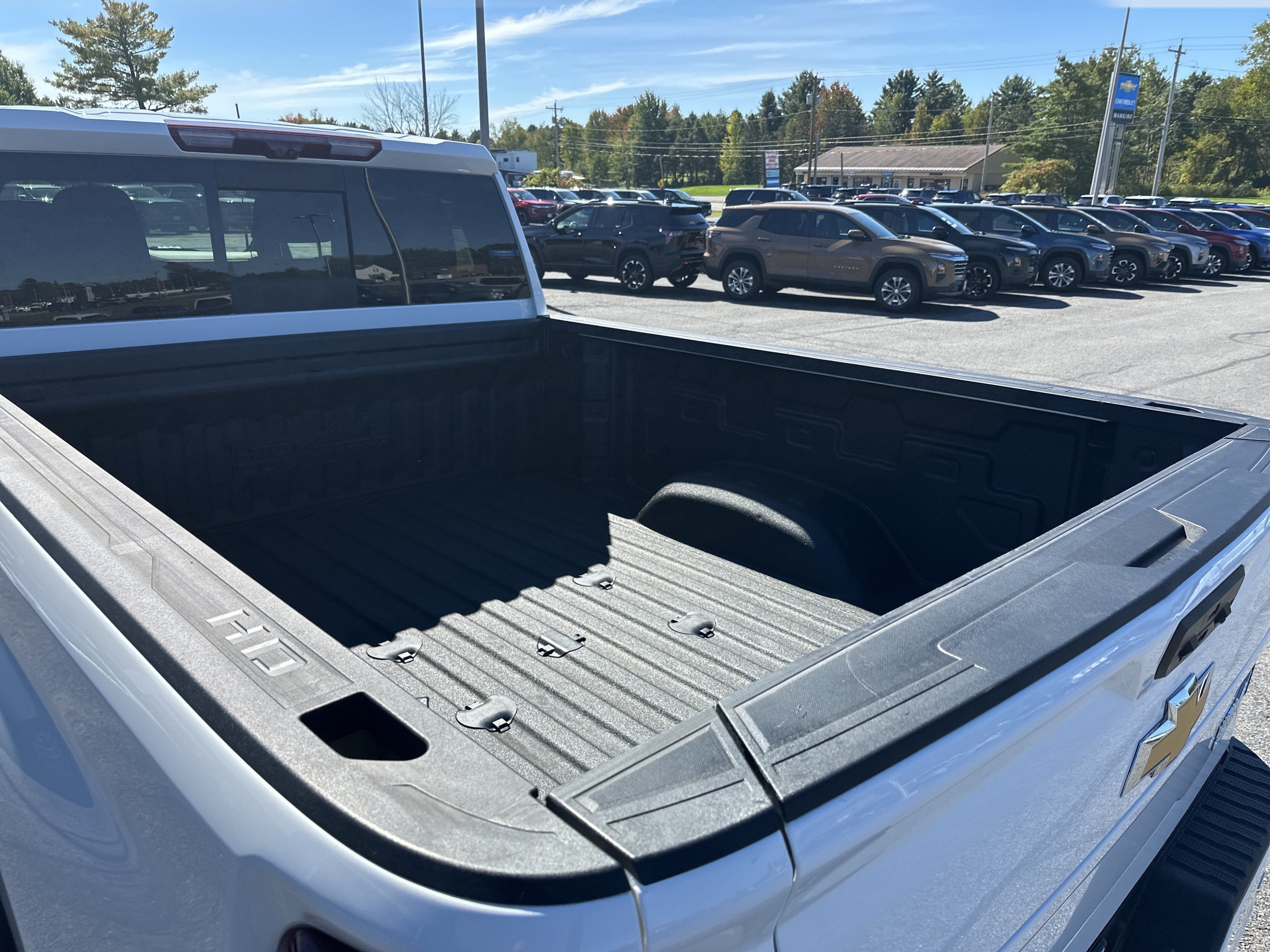 Used 2023 Chevrolet Silverado 3500 High Country w/ Z71 Off-Road Package AWD/4WD image 8