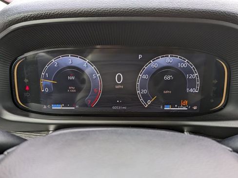 Used 2024 Jeep Wagoneer Series II w/ Flexible Seating Group image 31