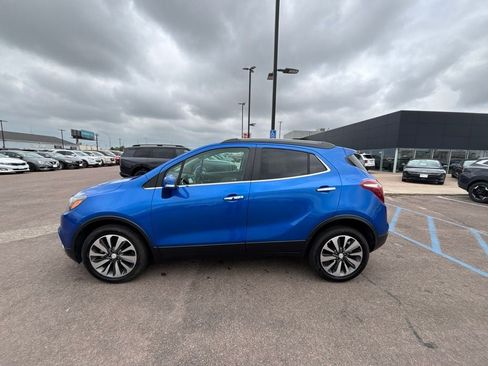 Used 2018 Buick Encore Essence AWD/4WD image 8