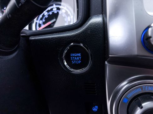 Used 2024 Toyota 4Runner Limited AWD/4WD image 22