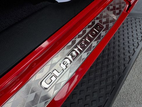 Used 2021 Jeep Gladiator Mojave w/ Uconnect 4C Nav & Sound Group image 45