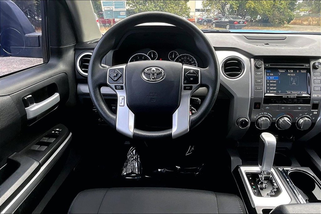 Used 2017 Toyota Tundra SR5 w/ SR5 Upgrade Package AWD/4WD image 7