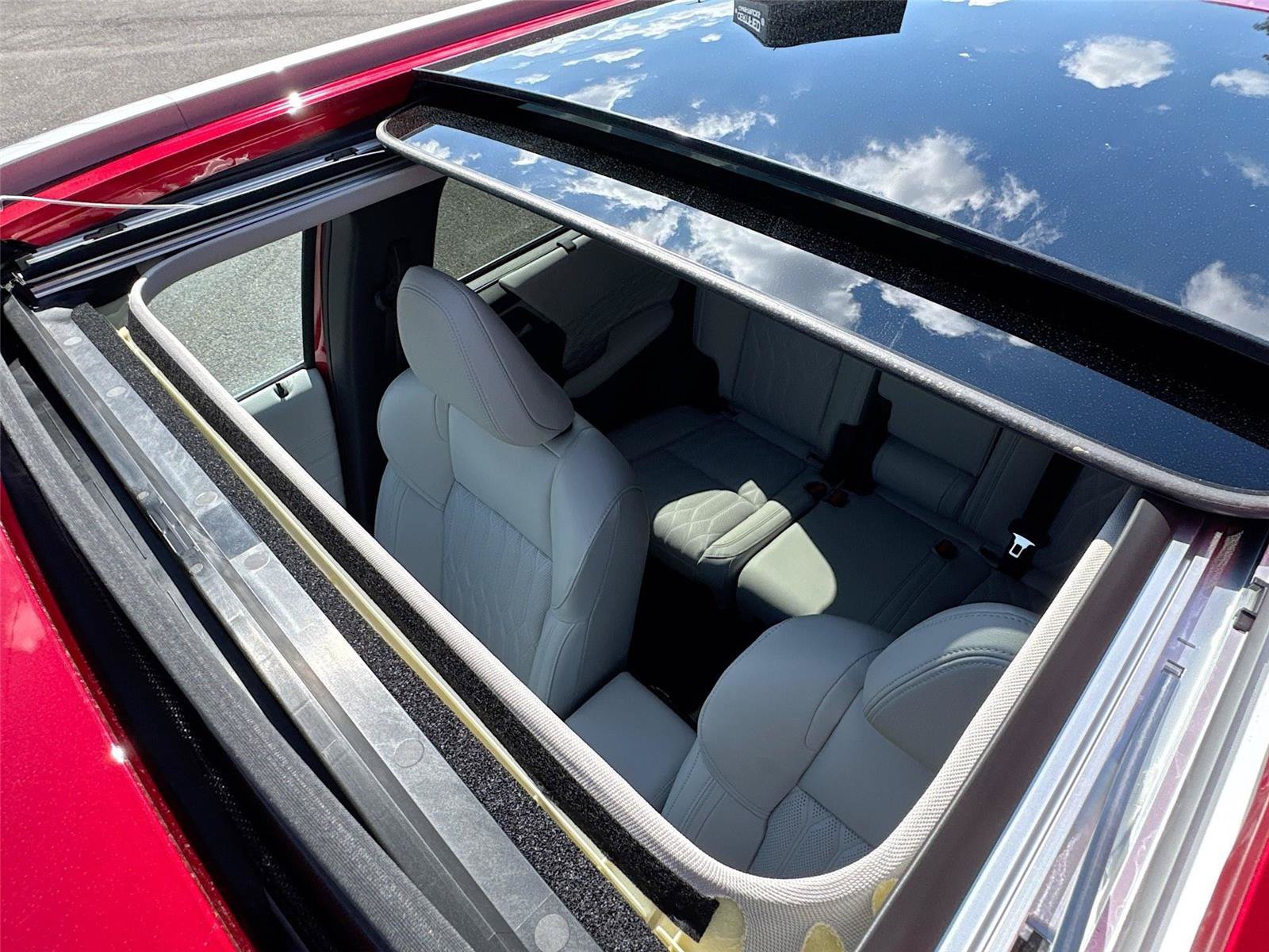 New 2026 Mitsubishi Outlander SEL FWD image 17