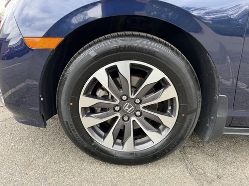 Used 2024 Honda Odyssey EX-L image 6