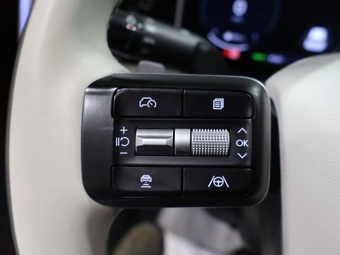 Used 2024 Hyundai Santa Fe Calligraphy image 31