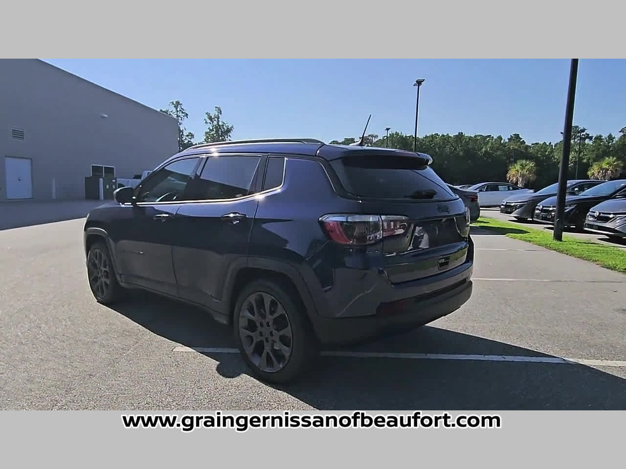 Used 2021 Jeep Compass Latitude w/ Driver Assistance Group FWD image 26