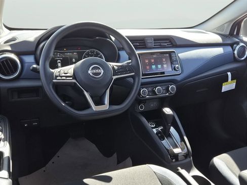 New 2025 Nissan Versa SV w/ Trunk Package FWD image 13