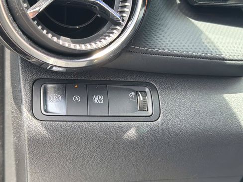 Used 2026 Chevrolet Equinox LT FWD image 30