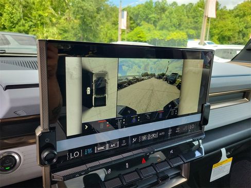 New 2025 GMC Hummer EV 2X image 25