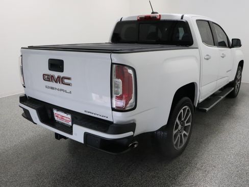 Used 2022 GMC Canyon Denali RWD image 7