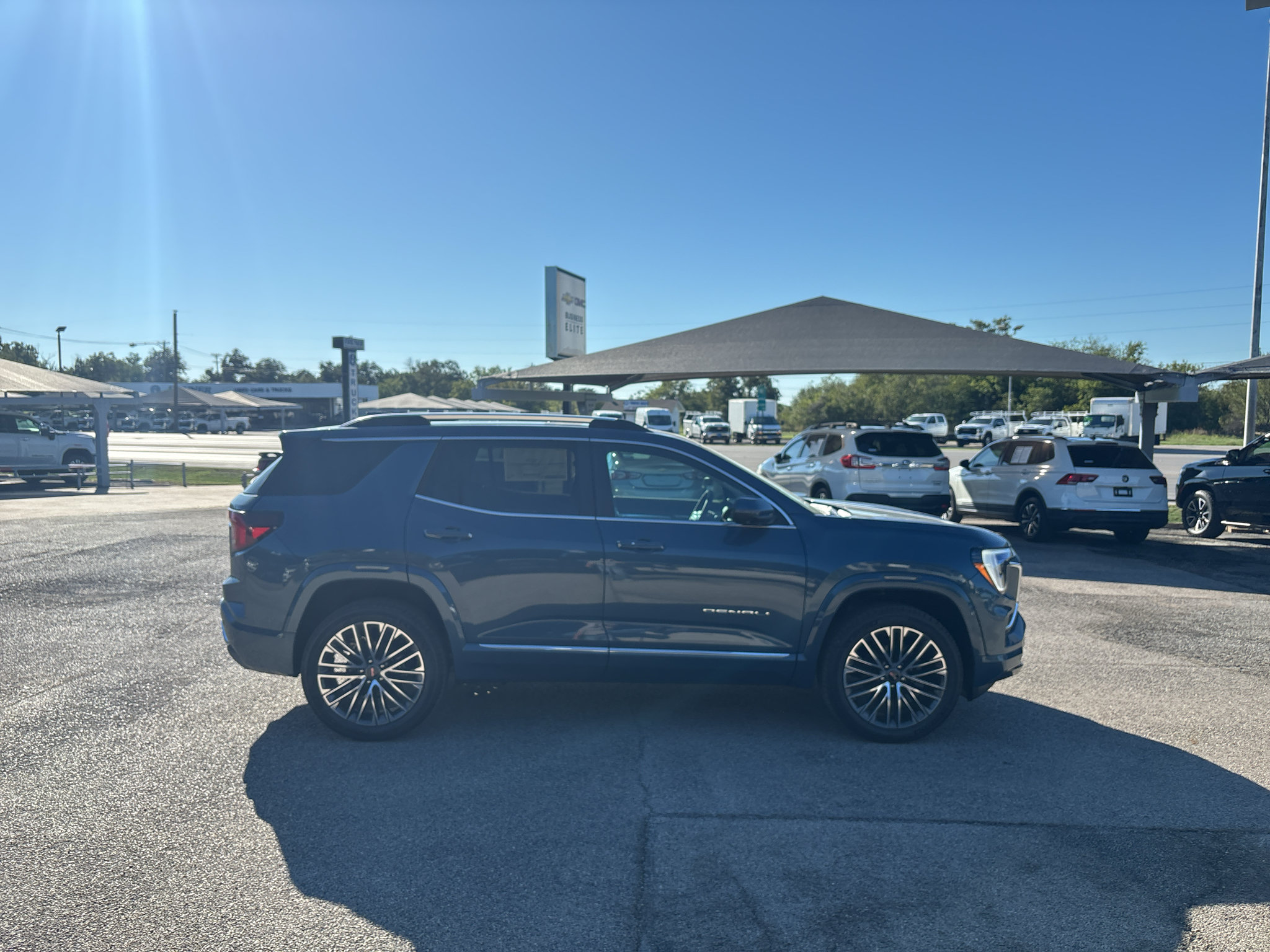 New 2027 GMC Terrain Denali AWD/4WD image 4