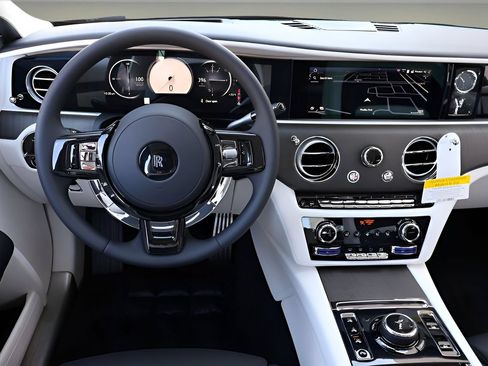 New 2026 Rolls-Royce Ghost AWD/4WD image 18