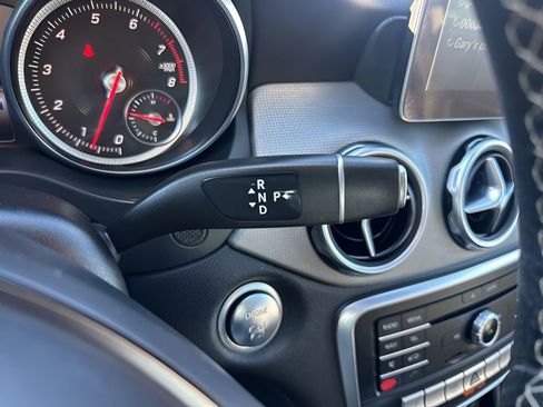 Used 2018 Mercedes-Benz GLA 250 image 17