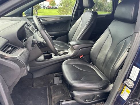Used 2015 Lincoln MKC AWD image 15