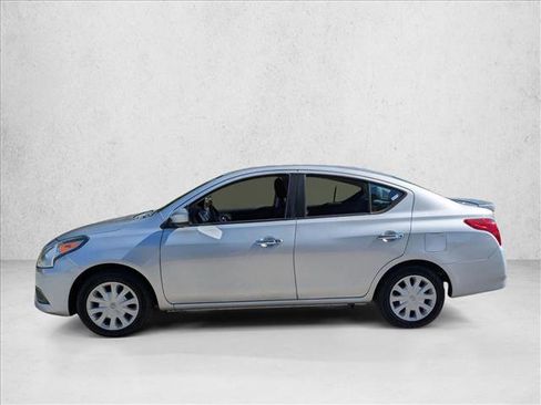 Used 2019 Nissan Versa SV FWD image 9