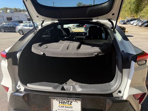 Used 2025 Buick Envista Sport Touring image 31