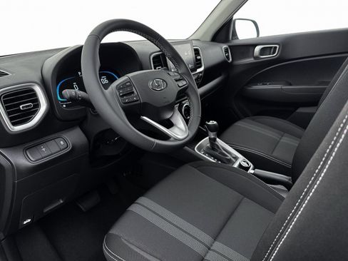New 2026 Hyundai Venue SEL FWD image 14