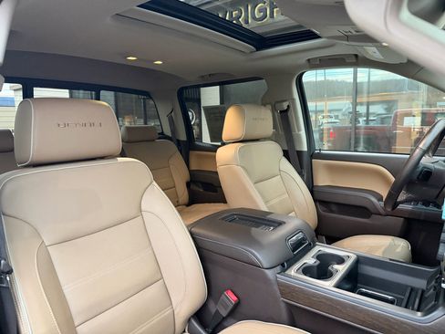 Used 2018 GMC Sierra 1500 Denali w/ Denali Ultimate Package image 15