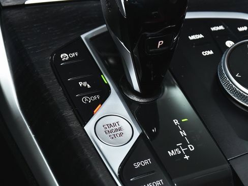 Used 2023 BMW 430i xDrive Coupe w/ M Sport Package image 30