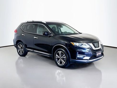 Used 2017 Nissan Rogue SL AWD/4WD image 2