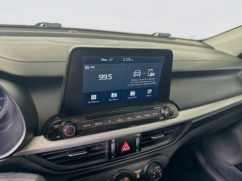 Used 2021 Kia Forte LXS image 19