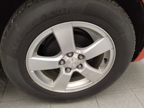 Used 2016 Chevrolet Cruze LT image 31