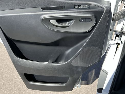 Used 2025 Mercedes-Benz Sprinter 2500 image 21