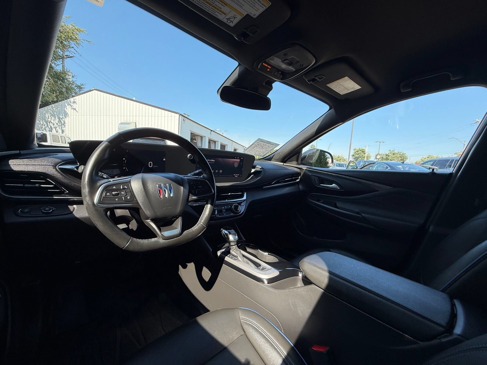 Used 2024 Buick Envista Sport Touring w/ Convenience I Package FWD image 17