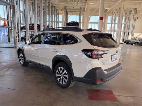 Used 2023 Subaru Outback Premium w/ Popular Package #1 image 5