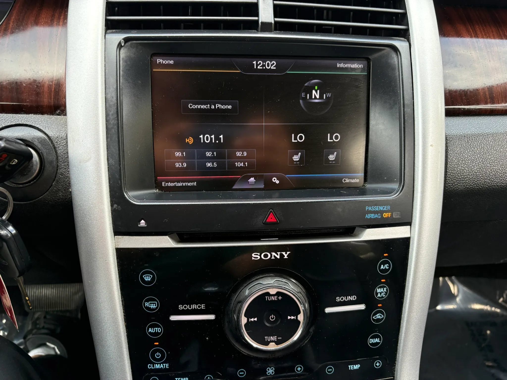 Used 2013 Ford Edge Limited AWD/4WD image 21