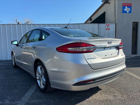 Used 2018 Ford Fusion S FWD image 3