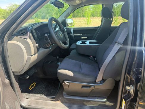 Used 2011 Chevrolet Silverado 1500 LS AWD/4WD image 11