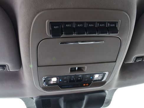 New 2026 Ford F450 Platinum w/ Platinum Plus Package image 36