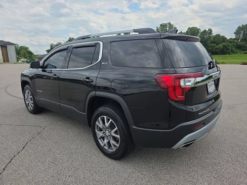Used 2022 GMC Acadia SLT FWD image 11