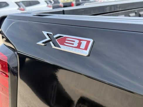 New 2026 GMC Sierra 1500 SLE w/ X31 Off-Road Package AWD/4WD image 14