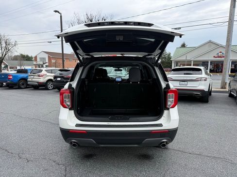 Certified 2023 Ford Explorer XLT w/ Equipment Group 202A image 31
