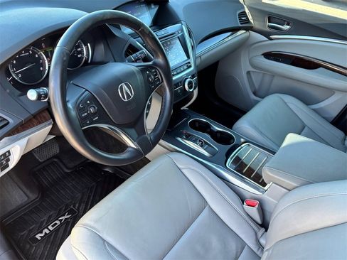 Used 2017 Acura MDX FWD w/ Technology Package image 18