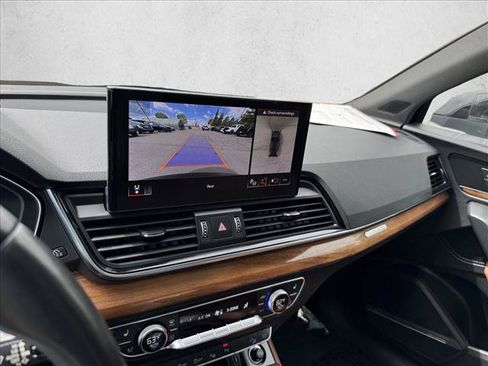 Used 2021 Audi Q5 Prestige w/ Prestige Package AWD/4WD image 15