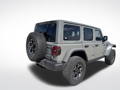 Used 2023 Jeep Wrangler Unlimited Rubicon 4xe w/ Cold Weather Group AWD/4WD image 11