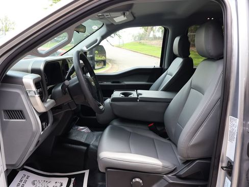 New 2024 Ford F350 XL w/ XL Chrome Package RWD image 17