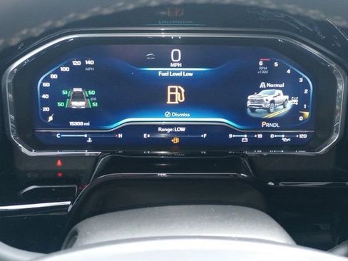 Used 2024 Chevrolet Silverado 2500 ZR2 w/ Technology Package image 13