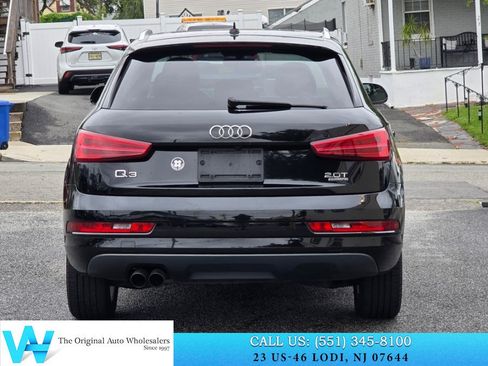 Used 2017 Audi Q3 2.0T Premium w/ Convenience Package AWD/4WD image 5