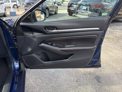Used 2023 Nissan Altima 2.5 SR image 20
