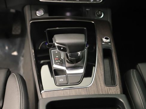 Certified 2024 Audi Q5 e Premium Plus AWD/4WD image 19