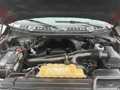 Used 2018 Ford F150 Lariat w/ Equipment Group 502A Luxury image 15