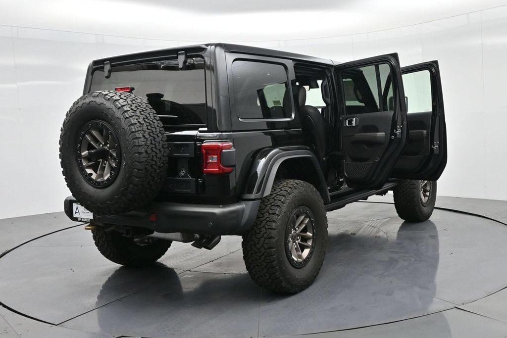 Used 2024 Jeep Wrangler Unlimited Rubicon 392 AWD/4WD image 30