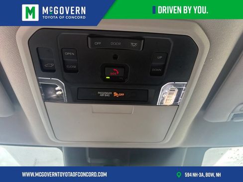 Used 2023 Toyota Sequoia Limited AWD/4WD image 40