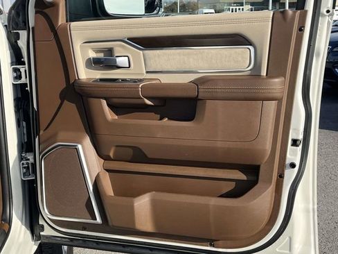 Used 2022 RAM 2500 Laramie image 26