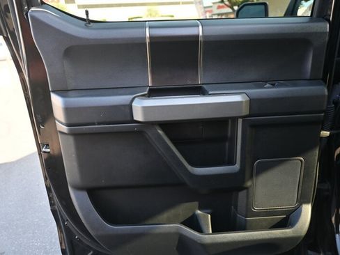 Used 2018 Ford F150 Raptor w/ Equipment Group 802A Luxury image 45