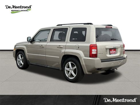 Used 2010 Jeep Patriot Sport image 7